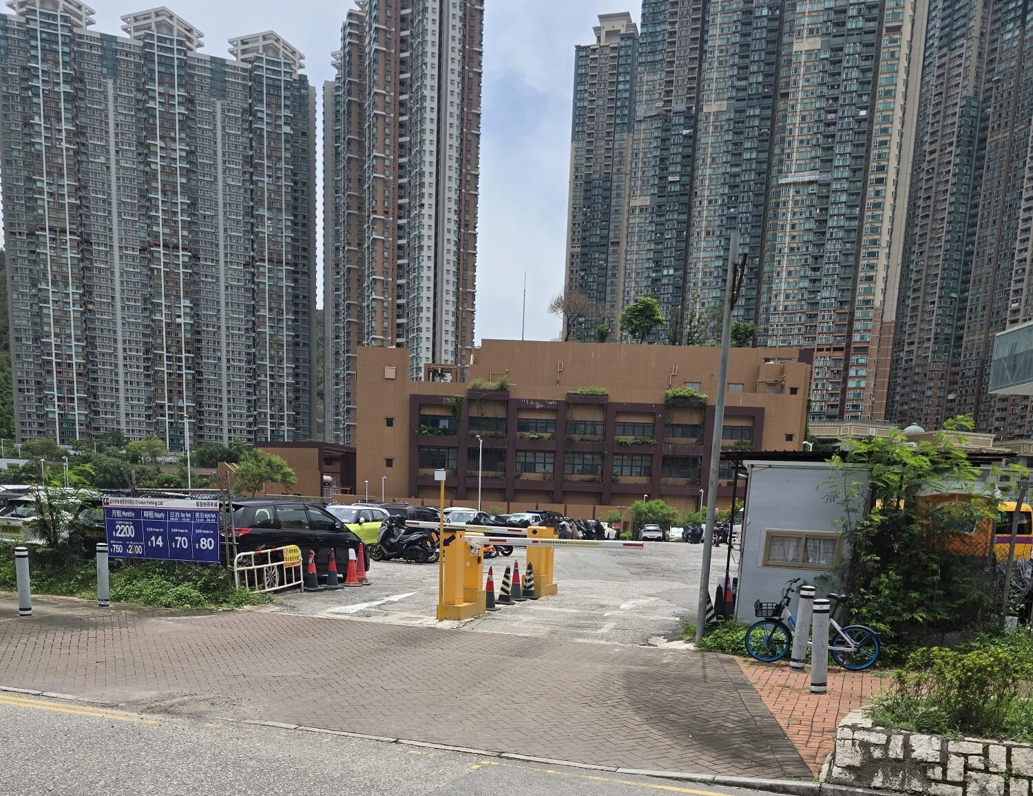 翠善街停車場 入口照片